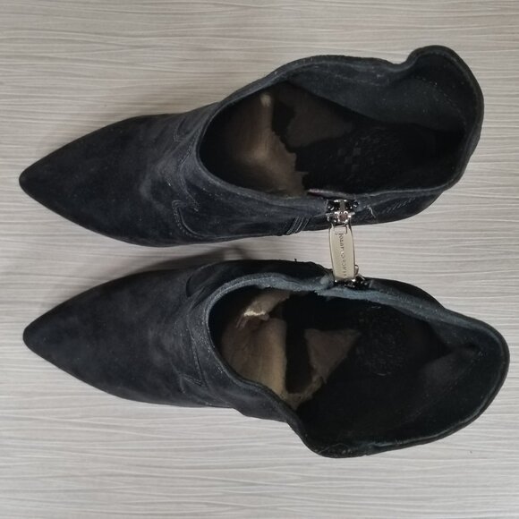 Vince Camuto Side Zip Bootie, Black Suede, Womens Size 7.5 M / 38 - Picture 10 of 12